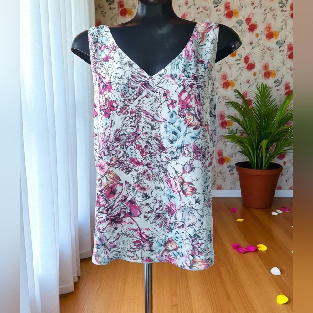 Cleo Reversible Universal Fit Floral Sleeveless Blouse Sz M